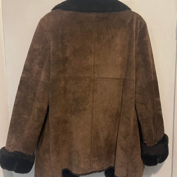 Genuine Leather Shearling Fur Coat - Picture 4 of 6